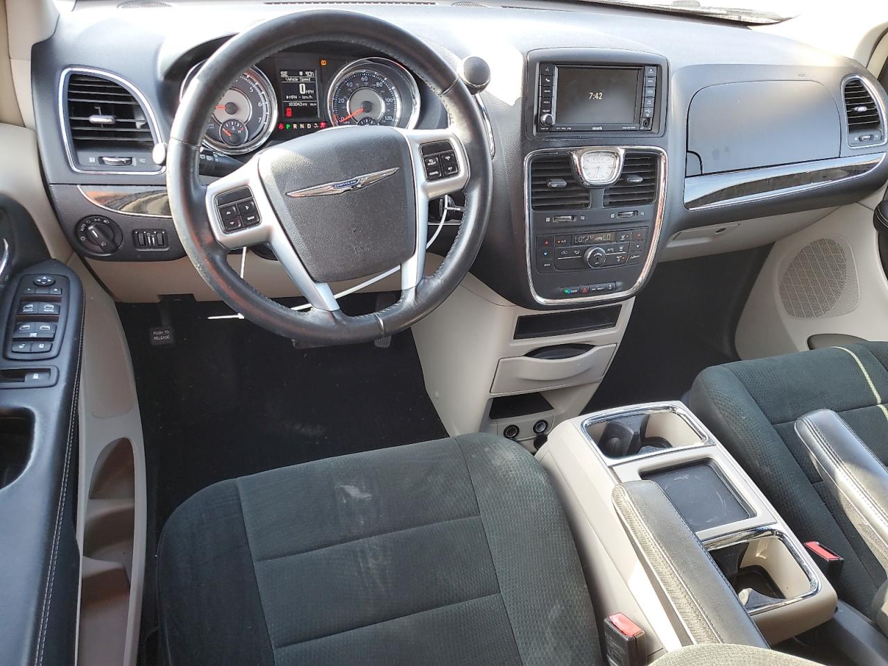 2011 Chrysler Town & Country Touring VIN: 2A4RR5DG6BR766349 Lot: 63857495