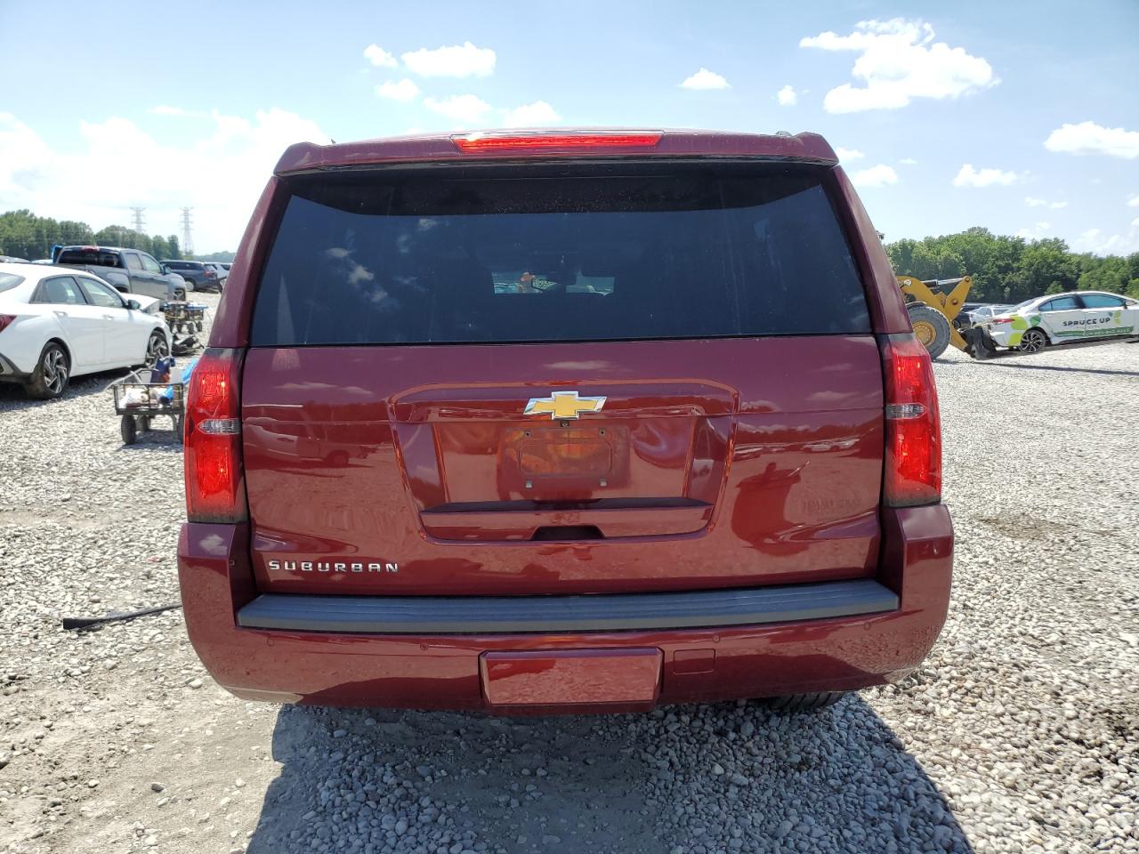 2017 Chevrolet Suburban C1500 Lt VIN: 1GNSCHKC4HR289209 Lot: 64571495
