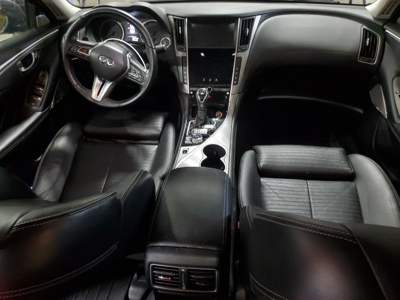 2018 Infiniti Q50 Luxe VIN: JN1EV7AR3JM610548 Lot: 64136035