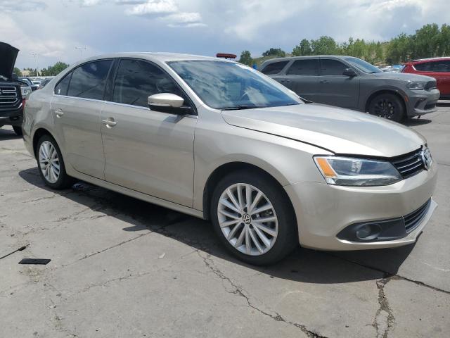  VOLKSWAGEN JETTA 2013 Кремовый