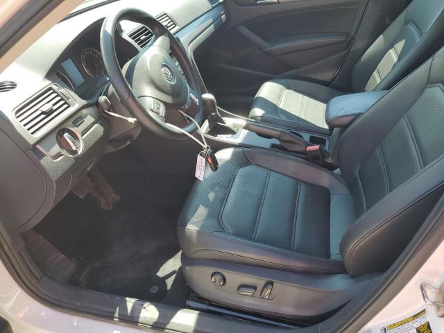  VOLKSWAGEN PASSAT 2015 Biały