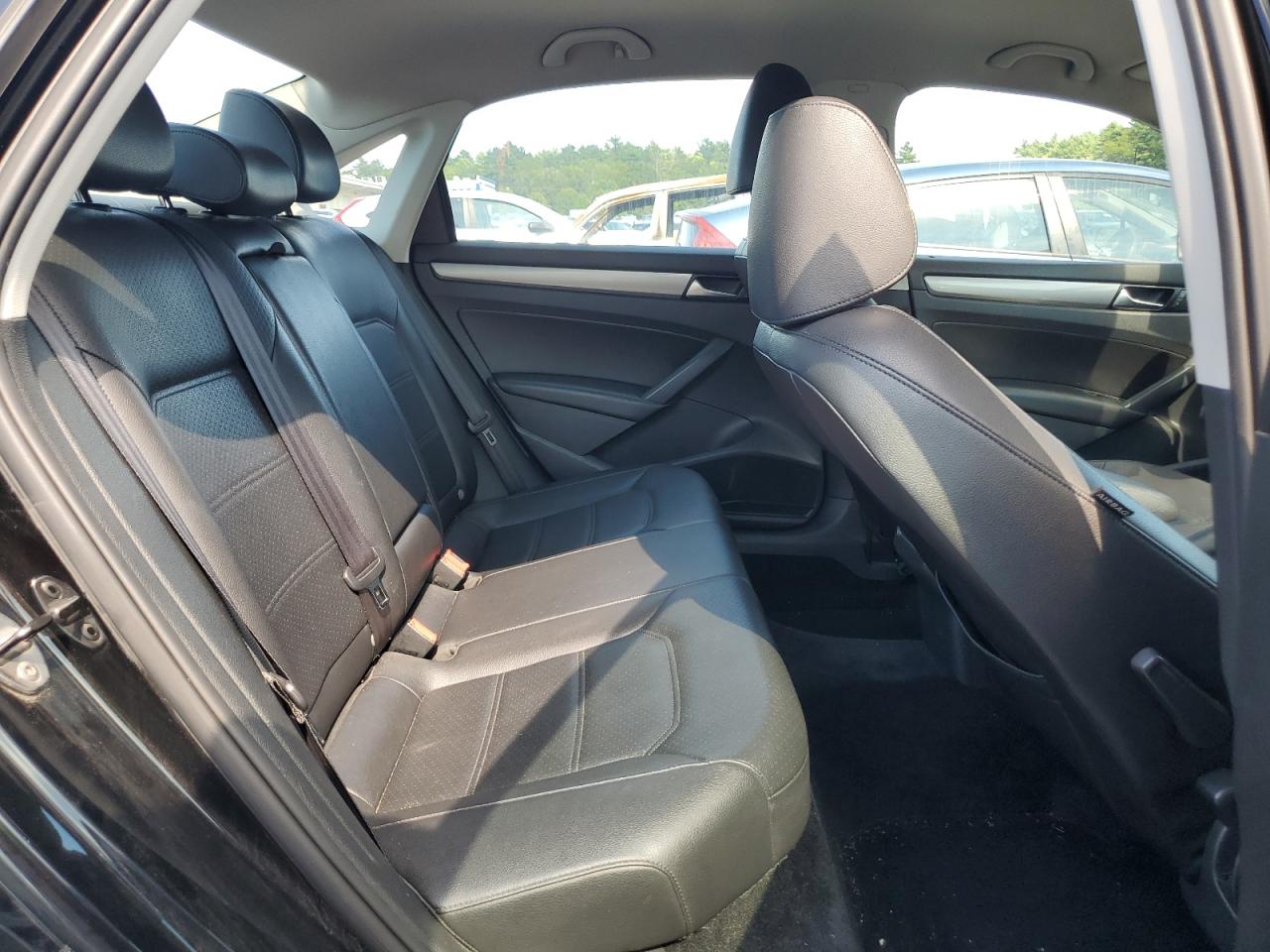 2014 Volkswagen Passat S VIN: 1VWAT7A30EC045942 Lot: 64724545