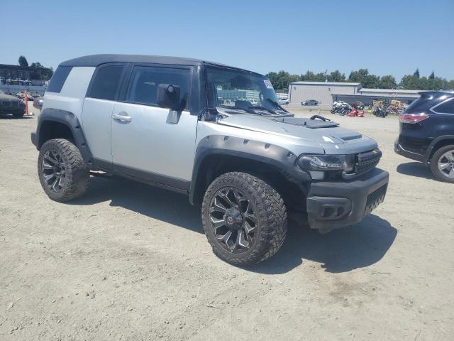 2007 TOYOTA FJ CRUISER   