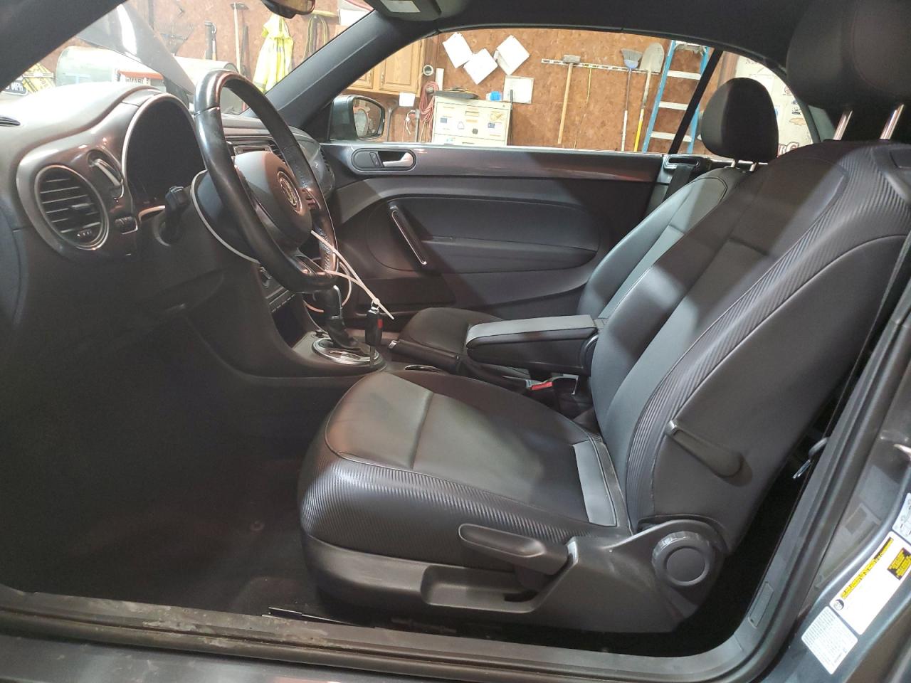 2016 Volkswagen Beetle S/Se VIN: 3VW517AT1GM806275 Lot: 63319925