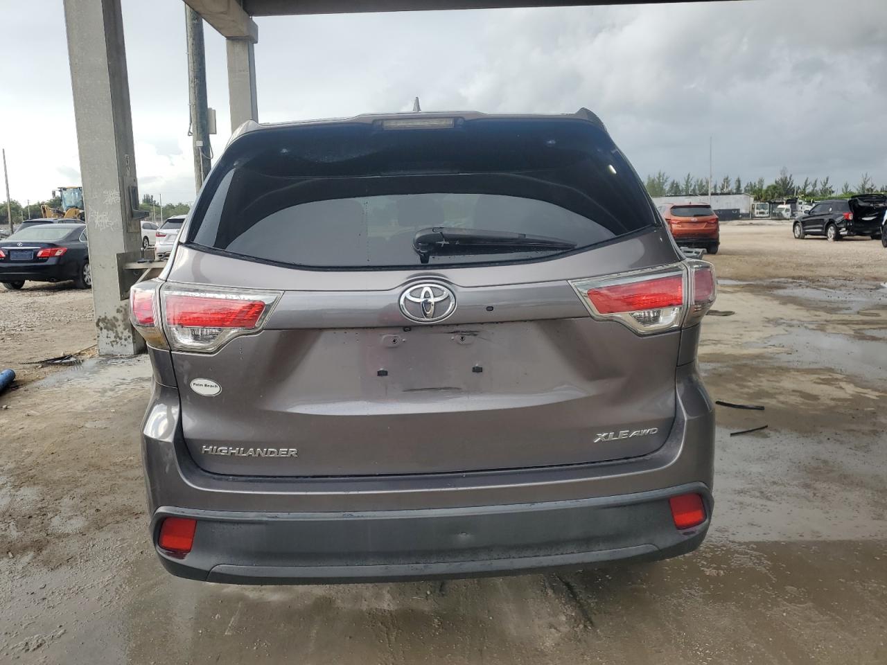 2016 Toyota Highlander Xle VIN: 5TDJKRFH7GS331388 Lot: 63260675