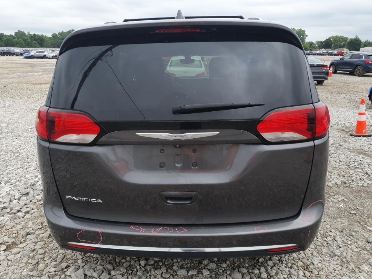 2018 Chrysler Pacifica Touring L Plus VIN: 2C4RC1EG1JR130175 Lot: 64770755