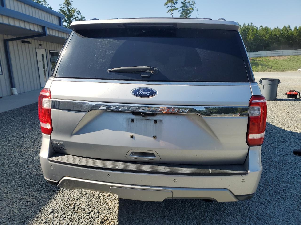 2018 Ford Expedition Xlt VIN: 1FMJU1JT9JEA01221 Lot: 65876925