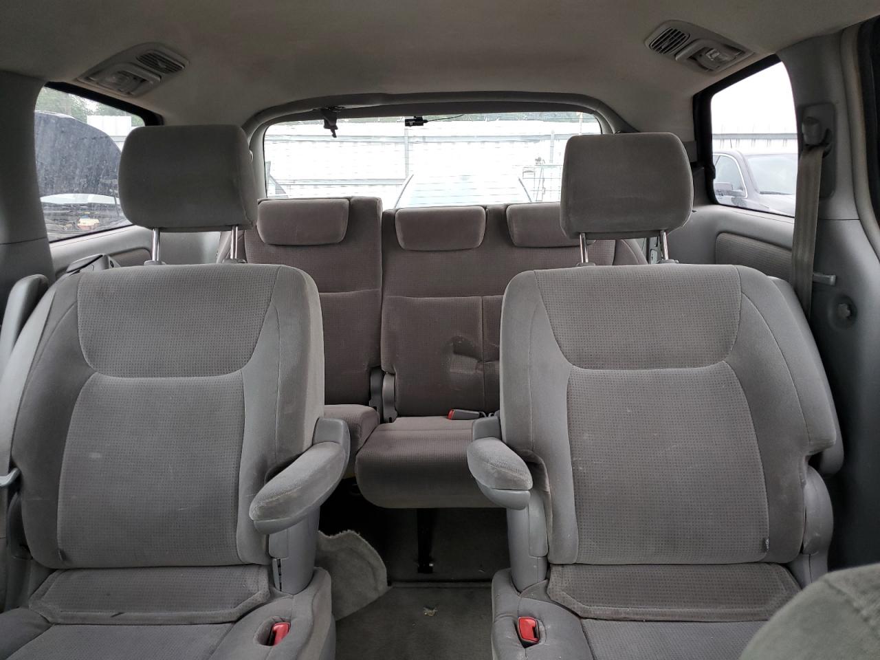 2004 Toyota Sienna Ce VIN: 5TDZA23C04S019012 Lot: 63911785