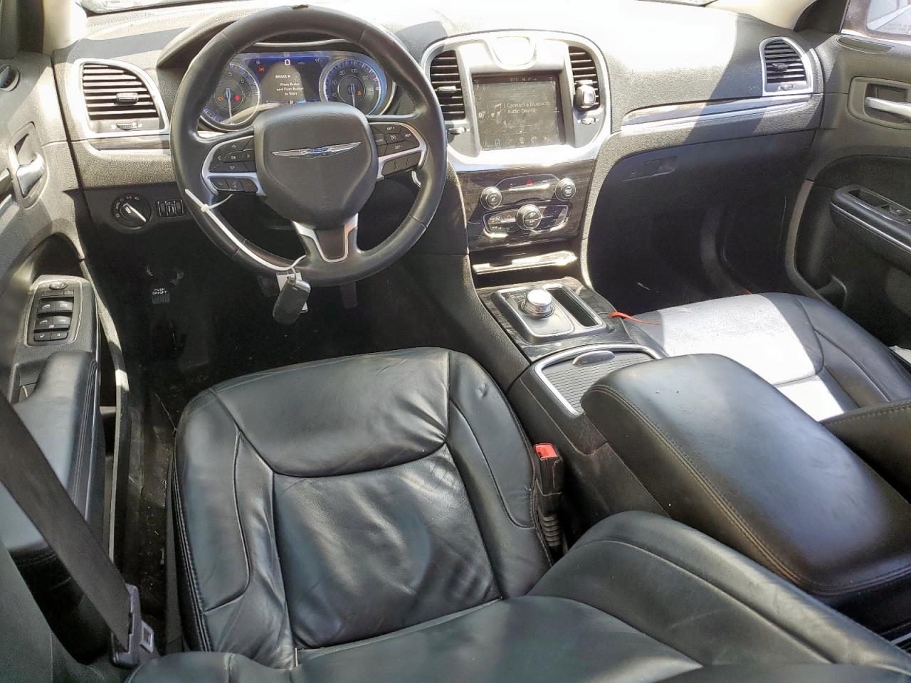 2015 Chrysler 300 Limited VIN: 2C3CCAAG0FH921469 Lot: 64860305