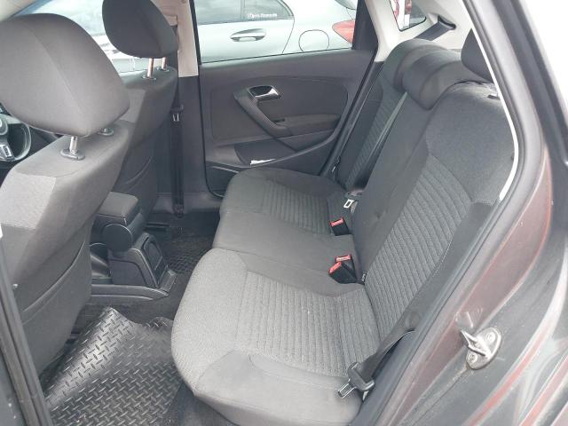 2011 VOLKSWAGEN POLO SE TD