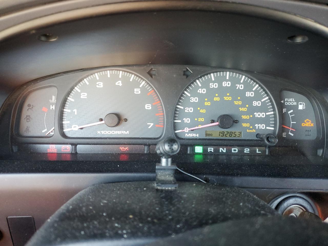 2000 Toyota 4Runner VIN: JT3GM84R2Y0068794 Lot: 63912225