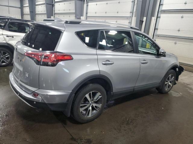  TOYOTA RAV4 2016 Серебристый
