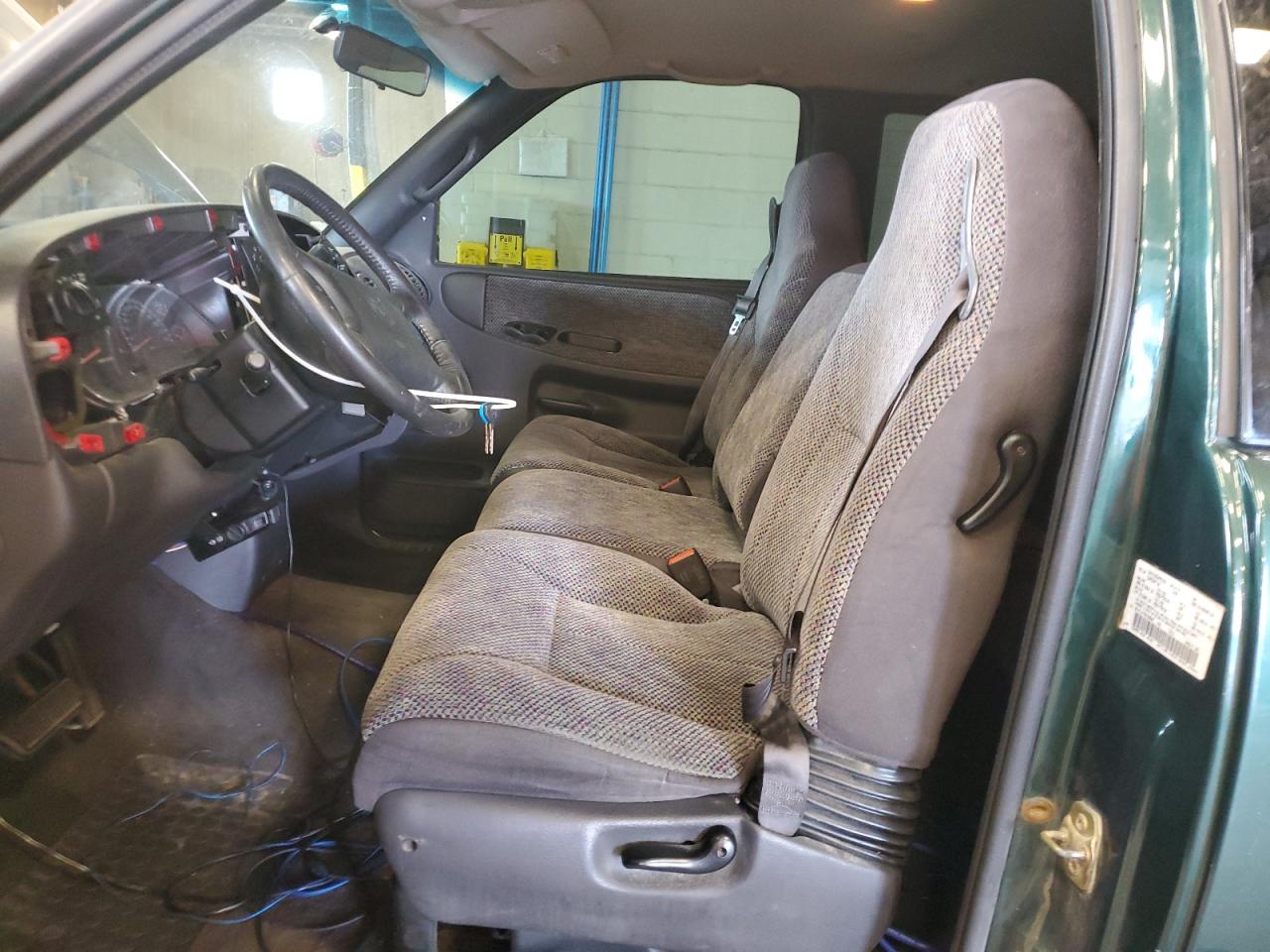 1999 Dodge Ram 1500 VIN: 3B7HC12Y9XG188249 Lot: 62077475