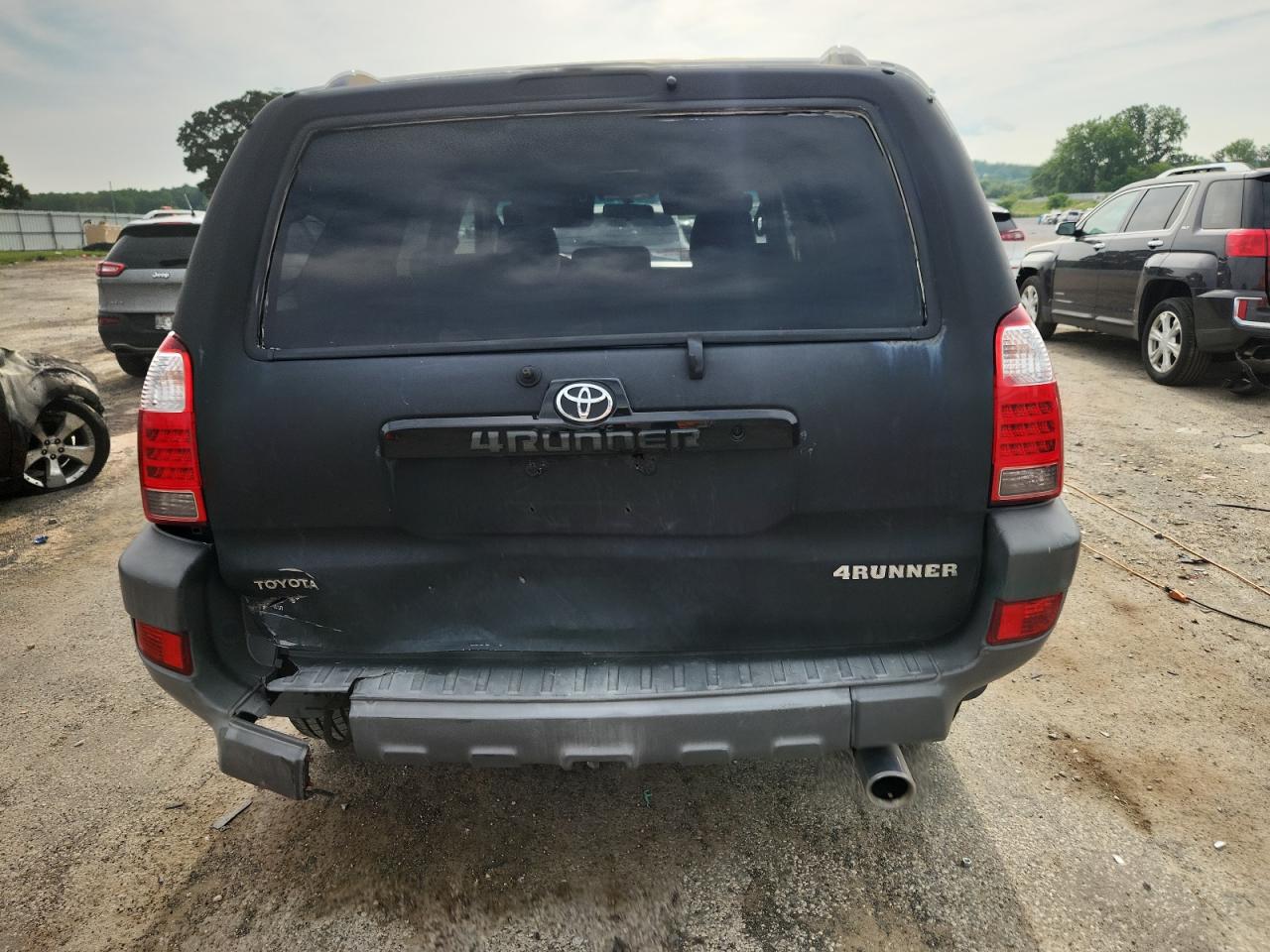 2003 Toyota 4Runner Sr5 VIN: JTEBT14R430009489 Lot: 64821385