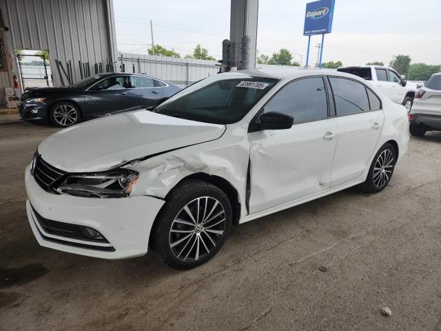 Sedans VOLKSWAGEN JETTA 2015 Biały