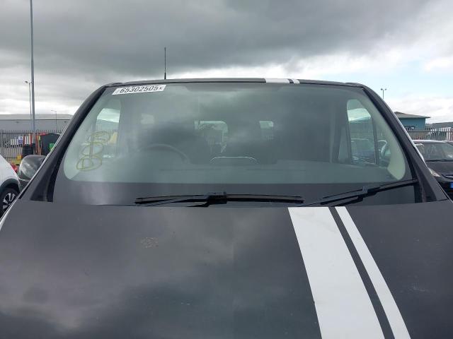 2015 VAUXHALL VIVARO 270