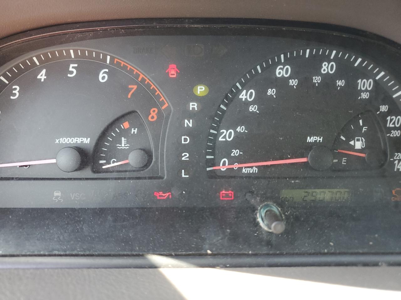 2002 Toyota Camry Le VIN: 4T1BE32K32U037609 Lot: 70703095