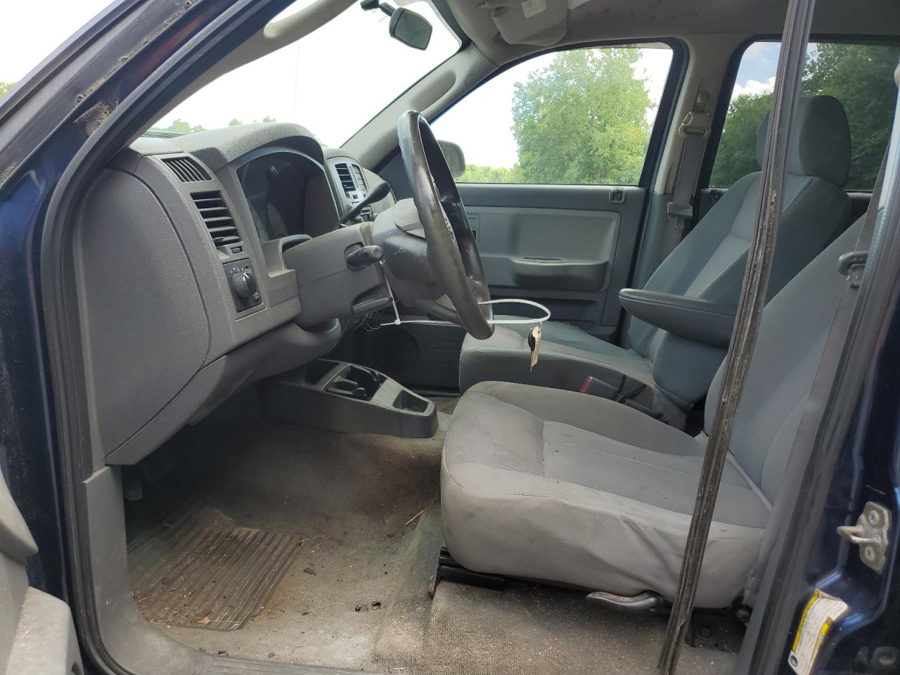 2005 Dodge Dakota Quad VIN: 1D7HW28K75S110791 Lot: 64062525