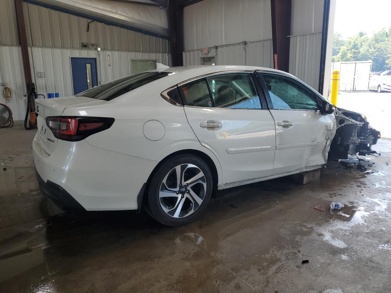 2022 Subaru Legacy Limited VIN: 4S3BWAN62N3027877 Lot: 66550735