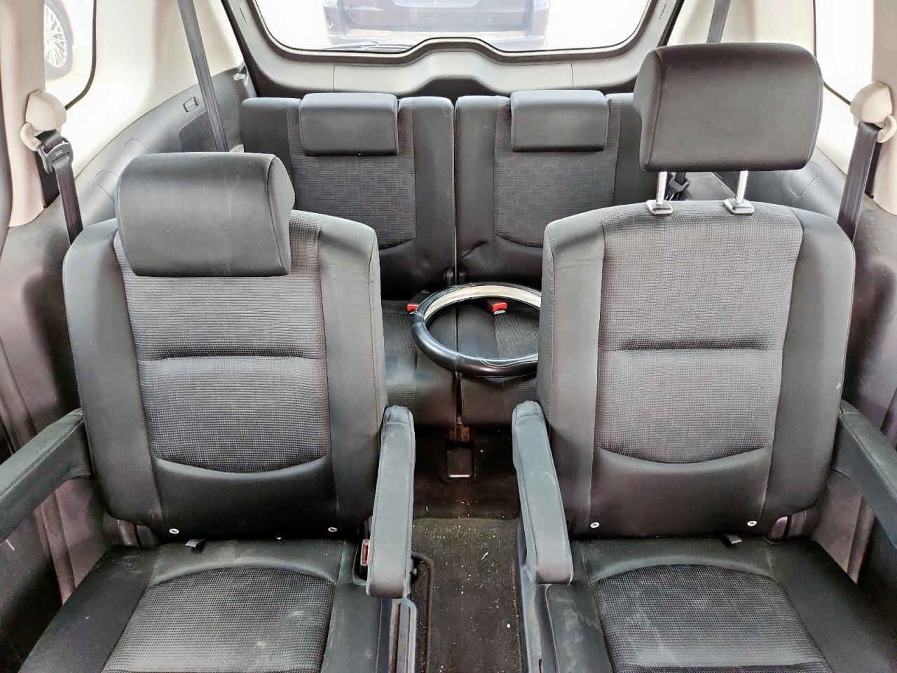 2008 Mazda 5 VIN: JM1CR293680305137 Lot: 65030065