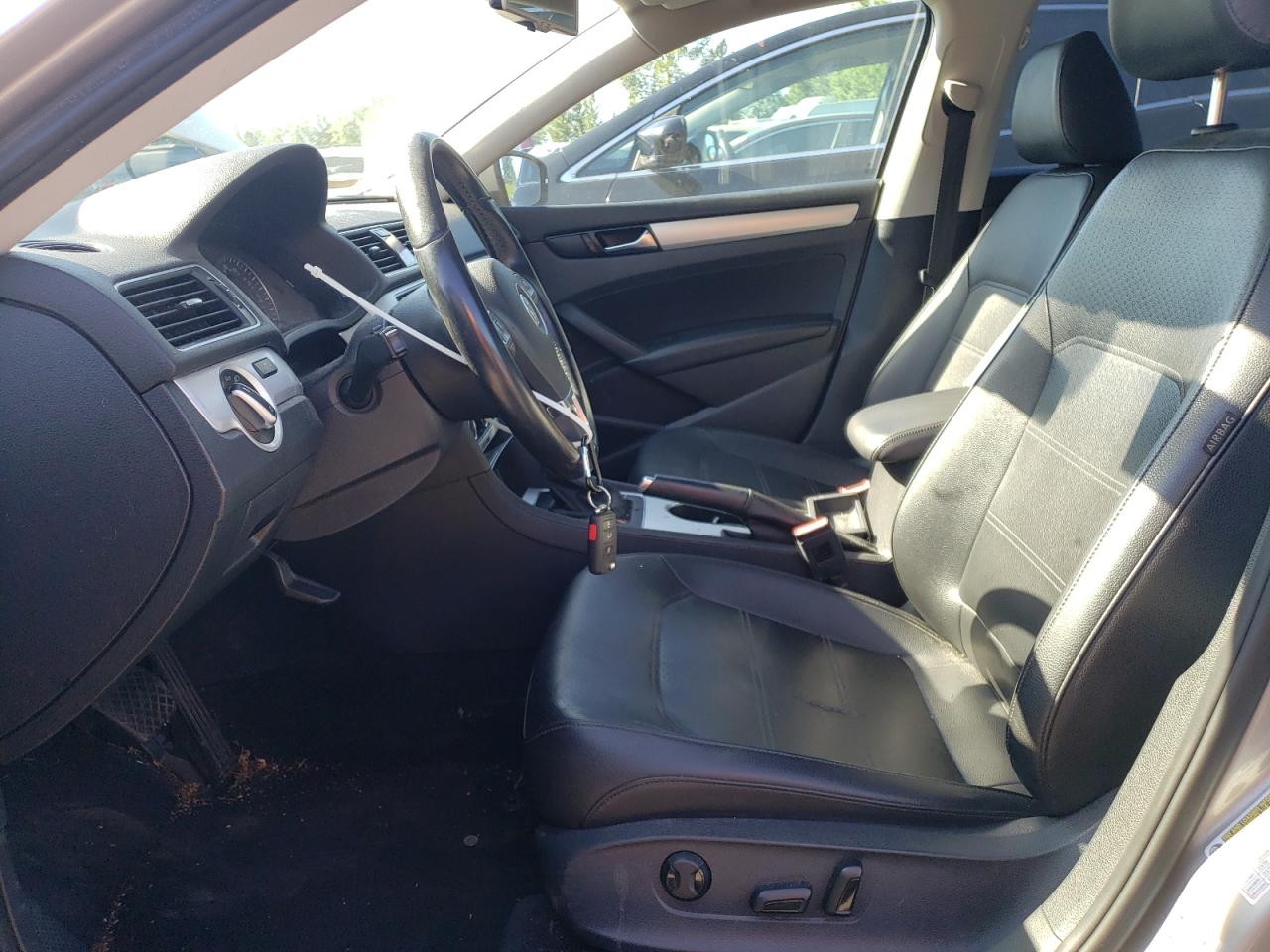 2013 Volkswagen Passat Se VIN: 1VWBP7A30DC059122 Lot: 63681345