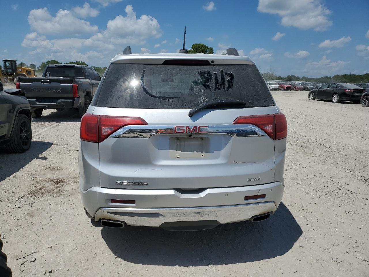 2017 GMC Acadia Denali VIN: 1GKKNXLS8HZ203357 Lot: 63248395