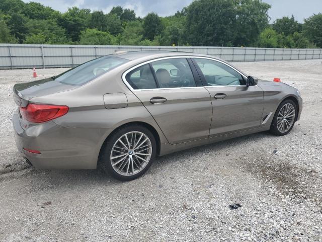  BMW 5 SERIES 2019 Золотой