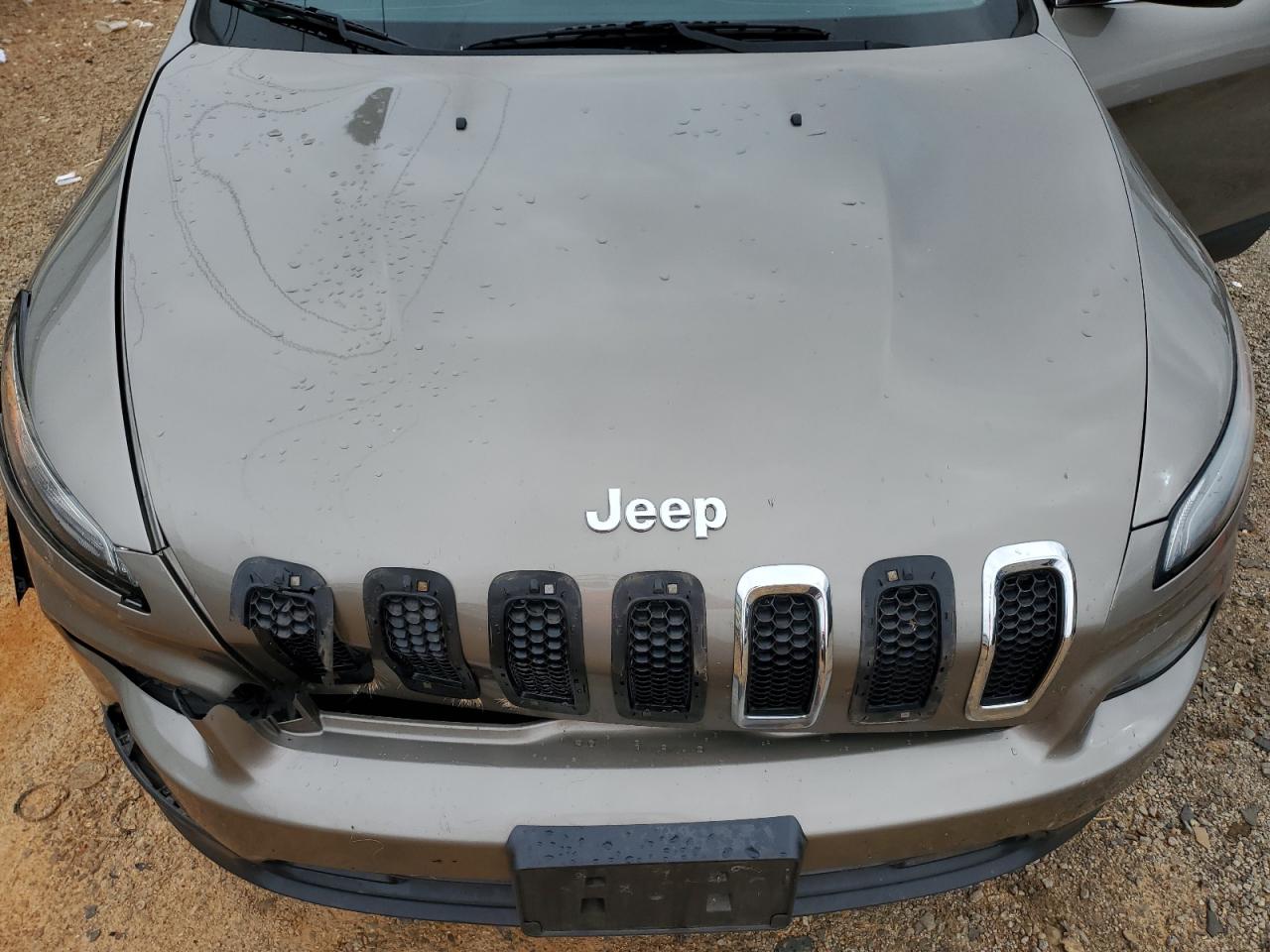 2016 Jeep Cherokee Latitude VIN: 1C4PJMCB3GW296283 Lot: 64851125