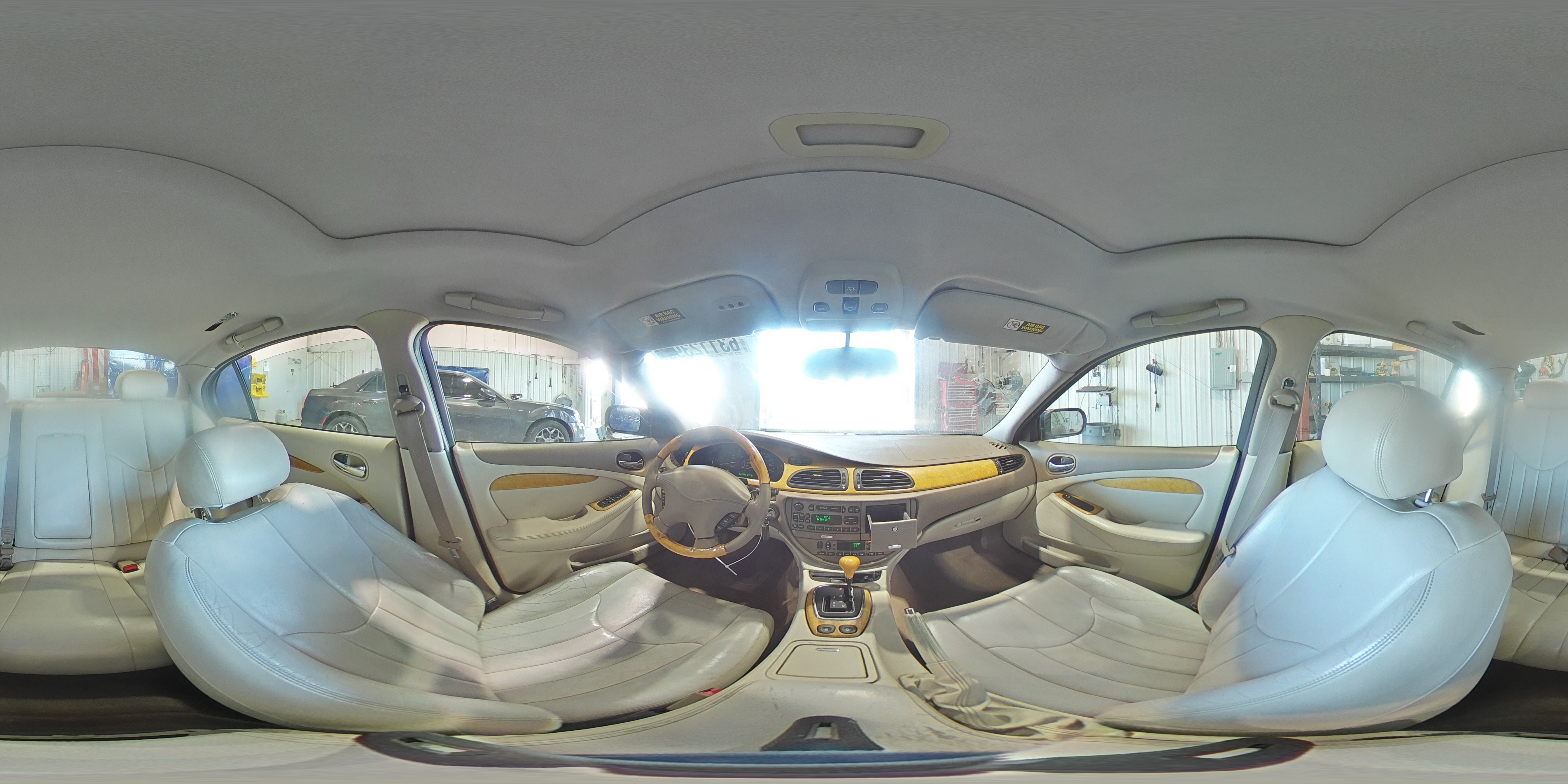 2000 Jaguar S-Type VIN: SAJDA01D8YGL63313 Lot: 63112395