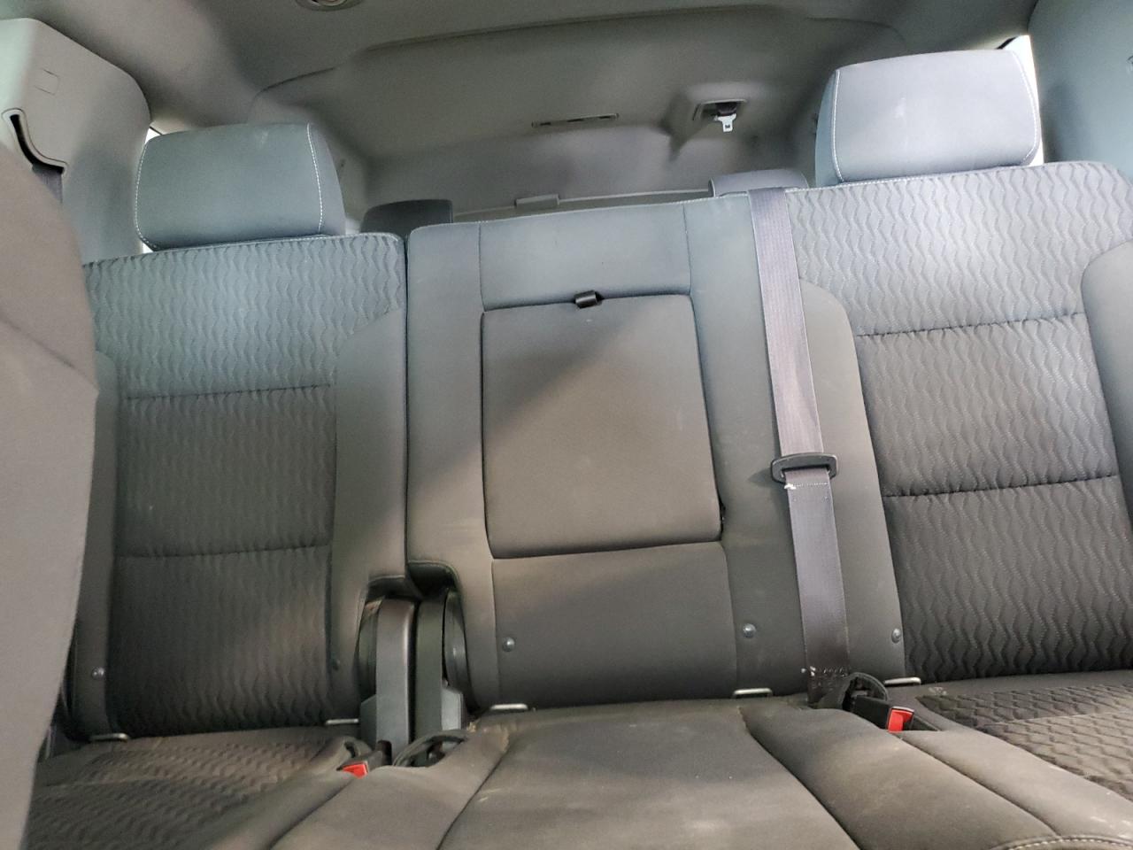 1gnskhkcxfr672717 1GNSKHKCXFR672717 2015 Chevrolet Suburban K1500 Ls