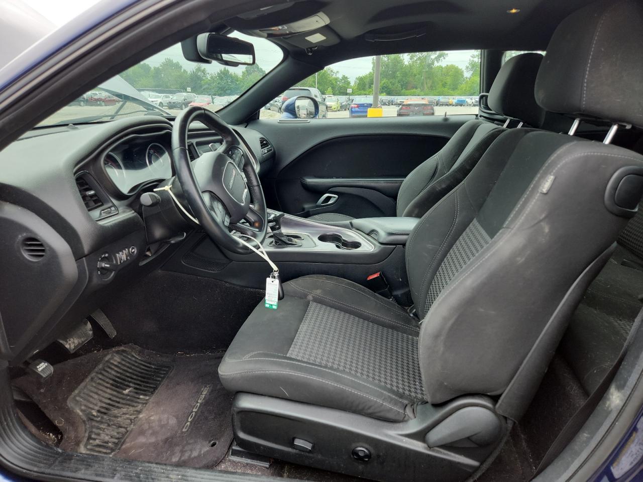 2016 Dodge Challenger Sxt VIN: 2C3CDZAGXGH185136 Lot: 65176475
