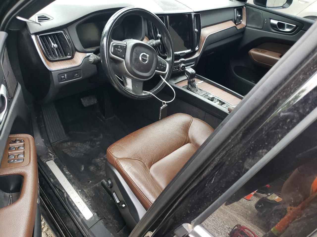 2021 Volvo Xc60 T6 Momentum VIN: YV4A22RK2M1765769 Lot: 64112375