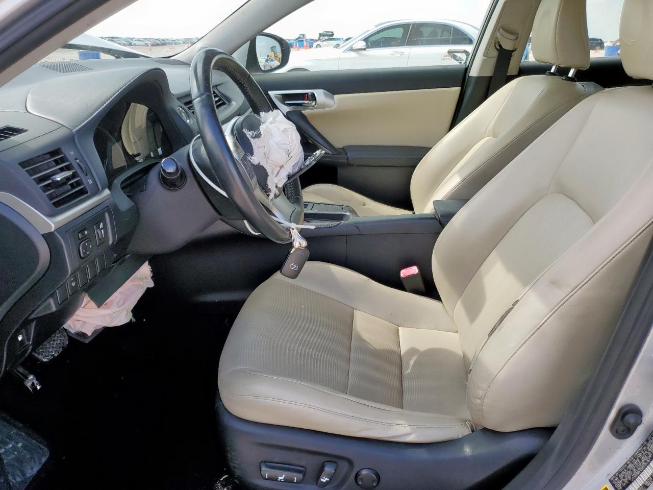 2011 Lexus Ct 200 VIN: JTHKD5BH6B2039761 Lot: 64145015