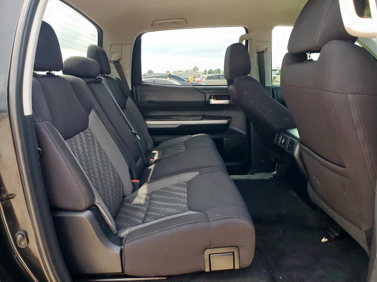 2019 Toyota Tundra Crewmax Sr5 VIN: 5TFEY5F18KX249507 Lot: 64472865