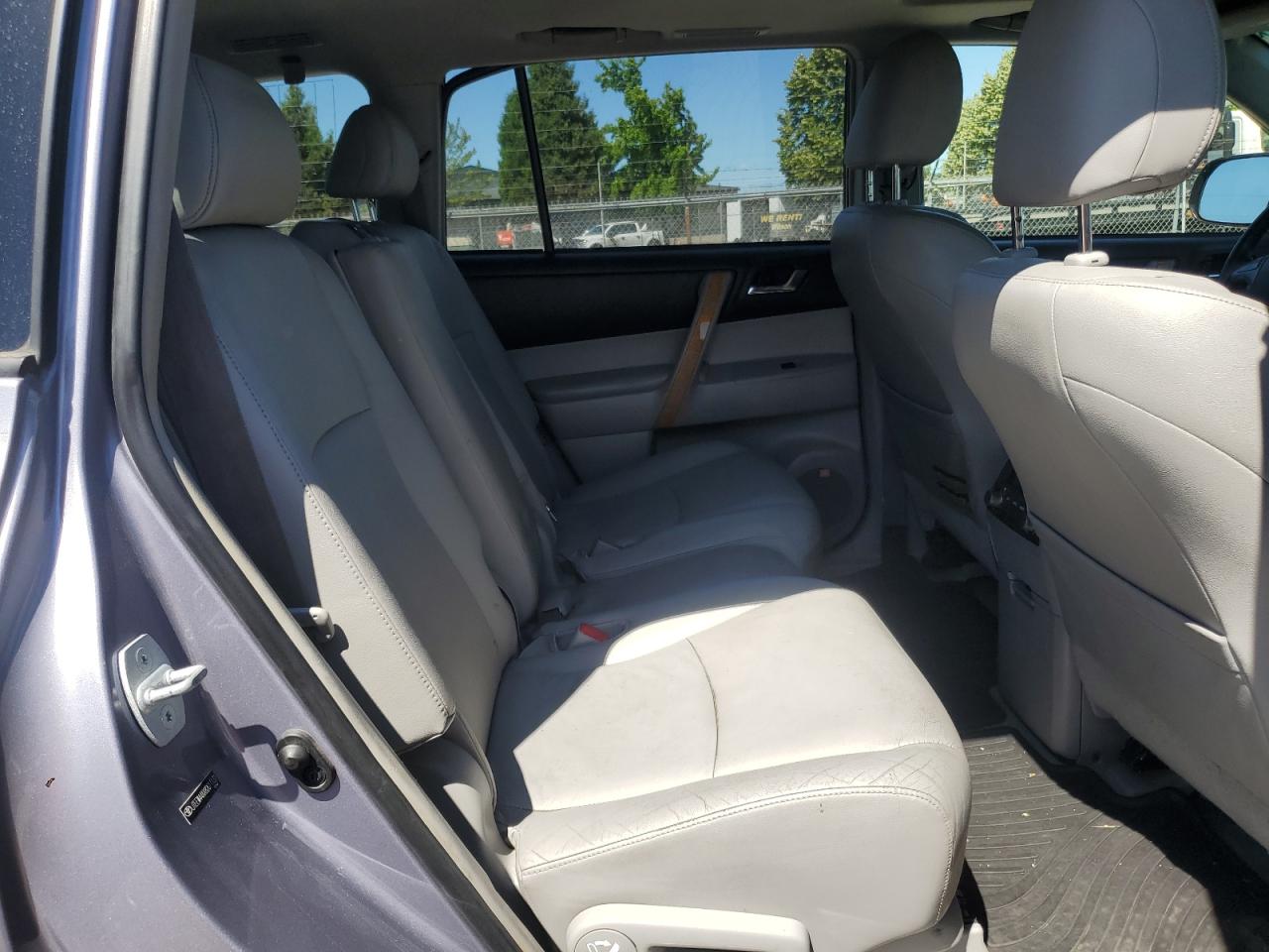2008 Toyota Highlander Hybrid Limited VIN: JTEEW44AX82011131 Lot: 62888745