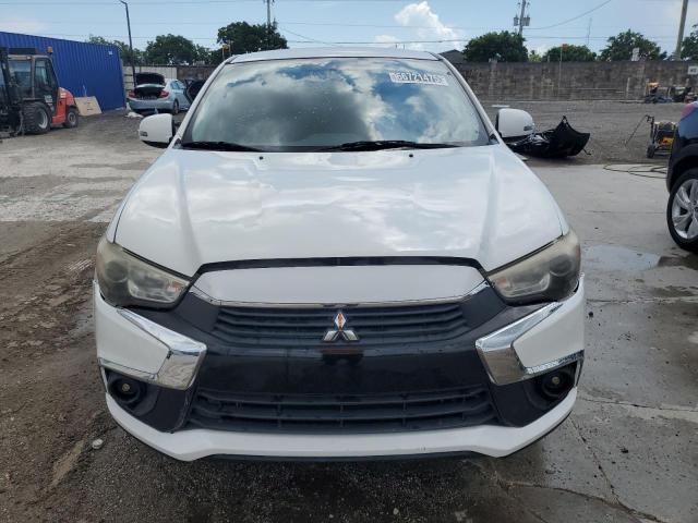  MITSUBISHI OUTLANDER 2017 Белы