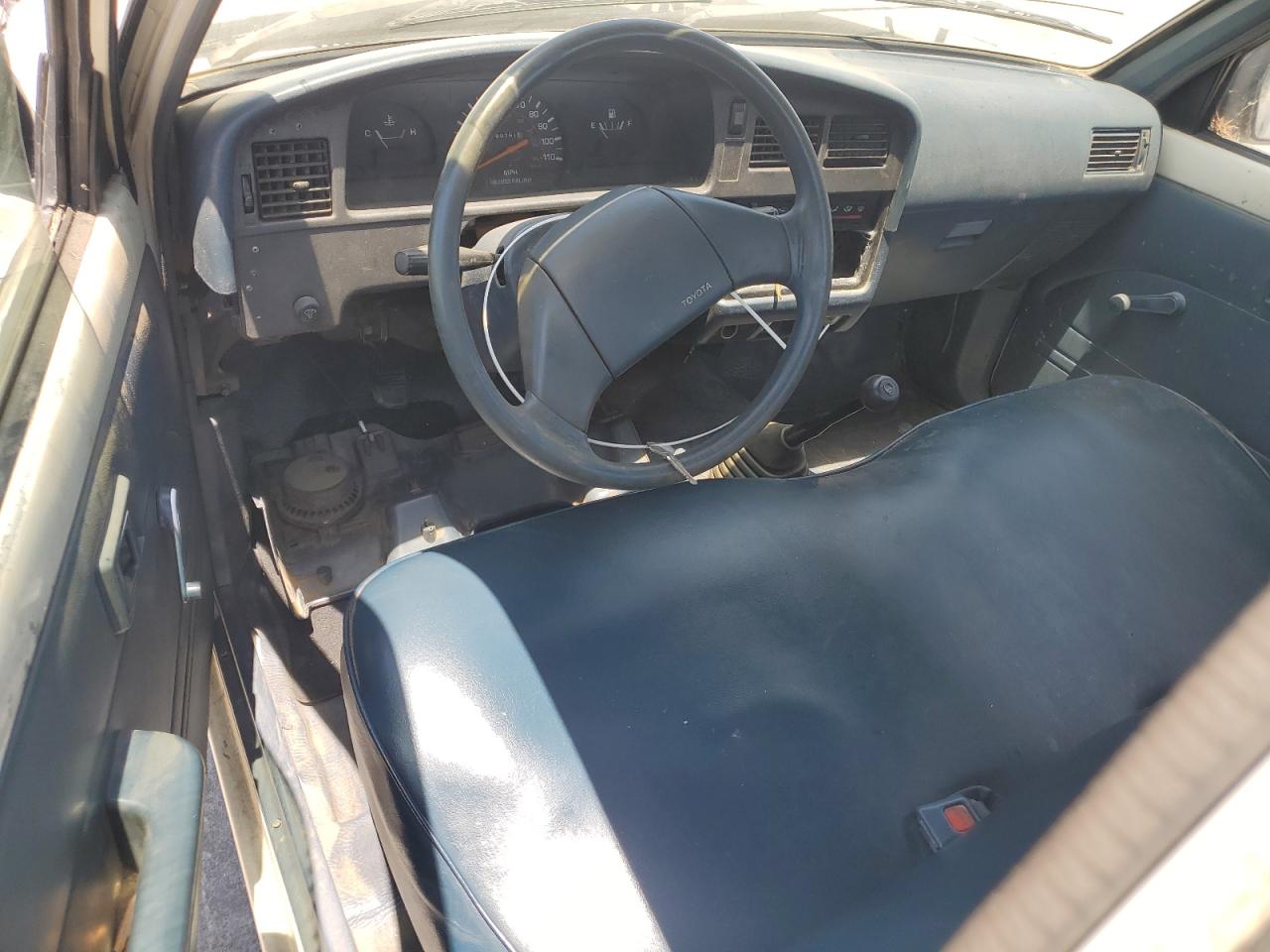 1990 Toyota Pickup 1/2 Ton Short Wheelbase VIN: JT4RN81A9L5071980 Lot: 63795355