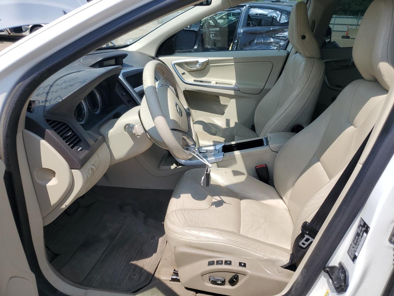 2011 Volvo Xc60 T6 VIN: YV4902DZ5B2146684 Lot: 65444885