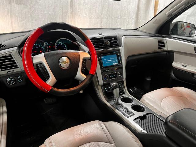 2011 CHEVROLET TRAVERSE LTZ  
