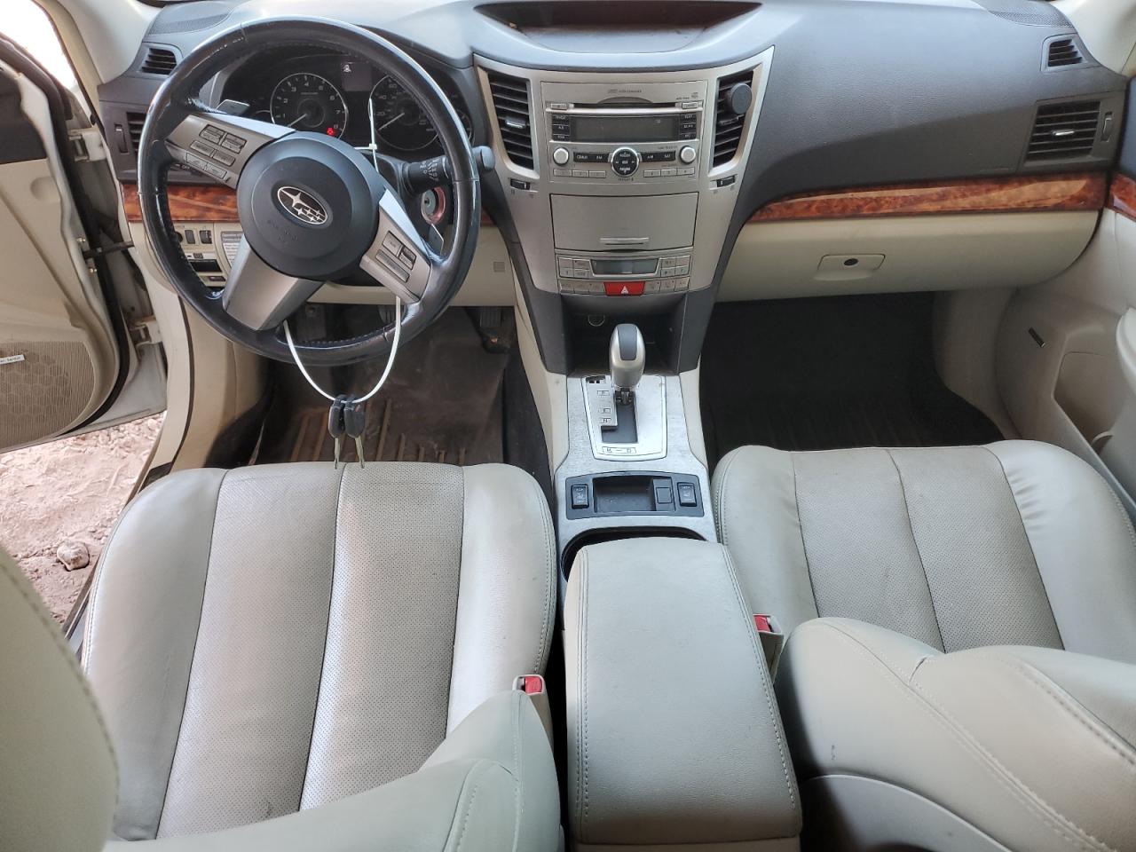2011 Subaru Outback 2.5I Limited VIN: 4S4BRBKC1B3351918 Lot: 64141835