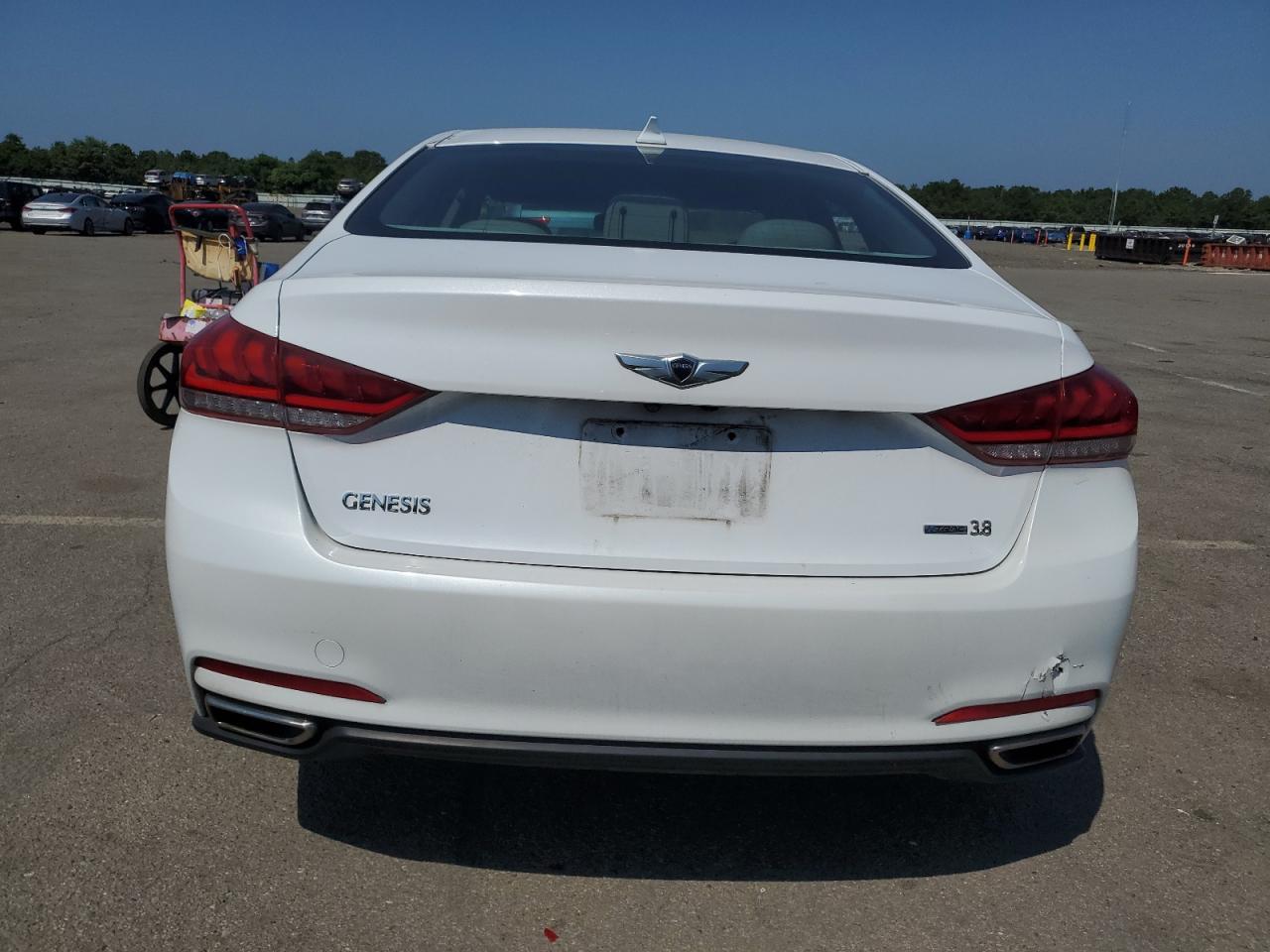 2016 Hyundai Genesis 3.8L VIN: KMHGN4JE6GU119882 Lot: 65389605