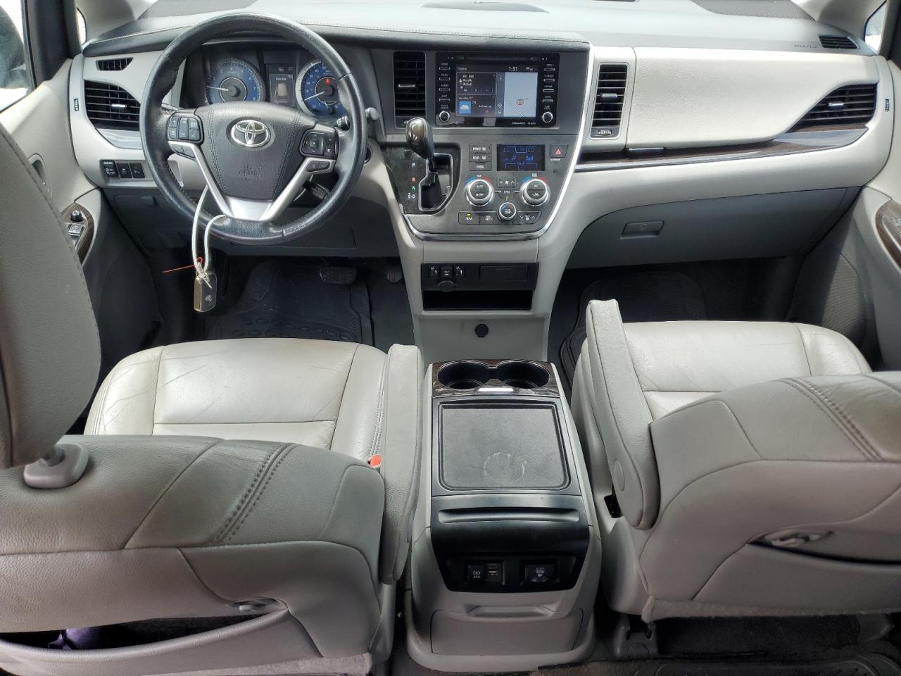 2019 Toyota Sienna Xle VIN: 5TDYZ3DC9KS006166 Lot: 63013335