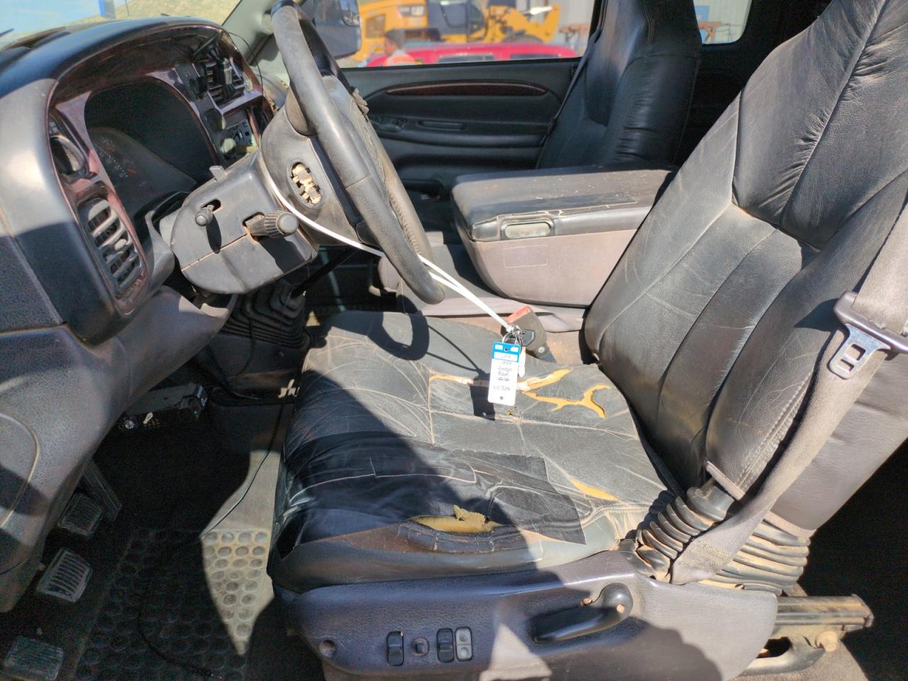 1999 Dodge Ram 2500 VIN: 1B7KF236XXJ641759 Lot: 64044285