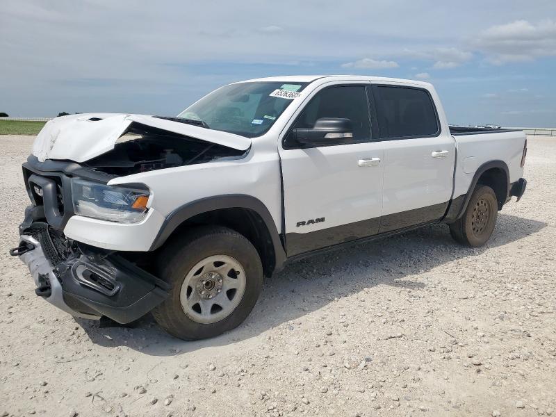  RAM 1500 2019 Белы