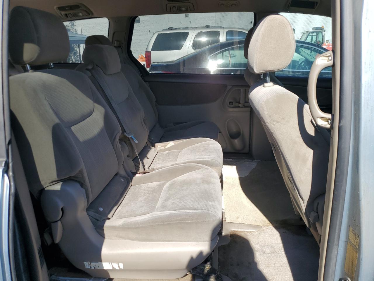 2005 Toyota Sienna Ce VIN: 5TDZA23C95S277787 Lot: 64321545