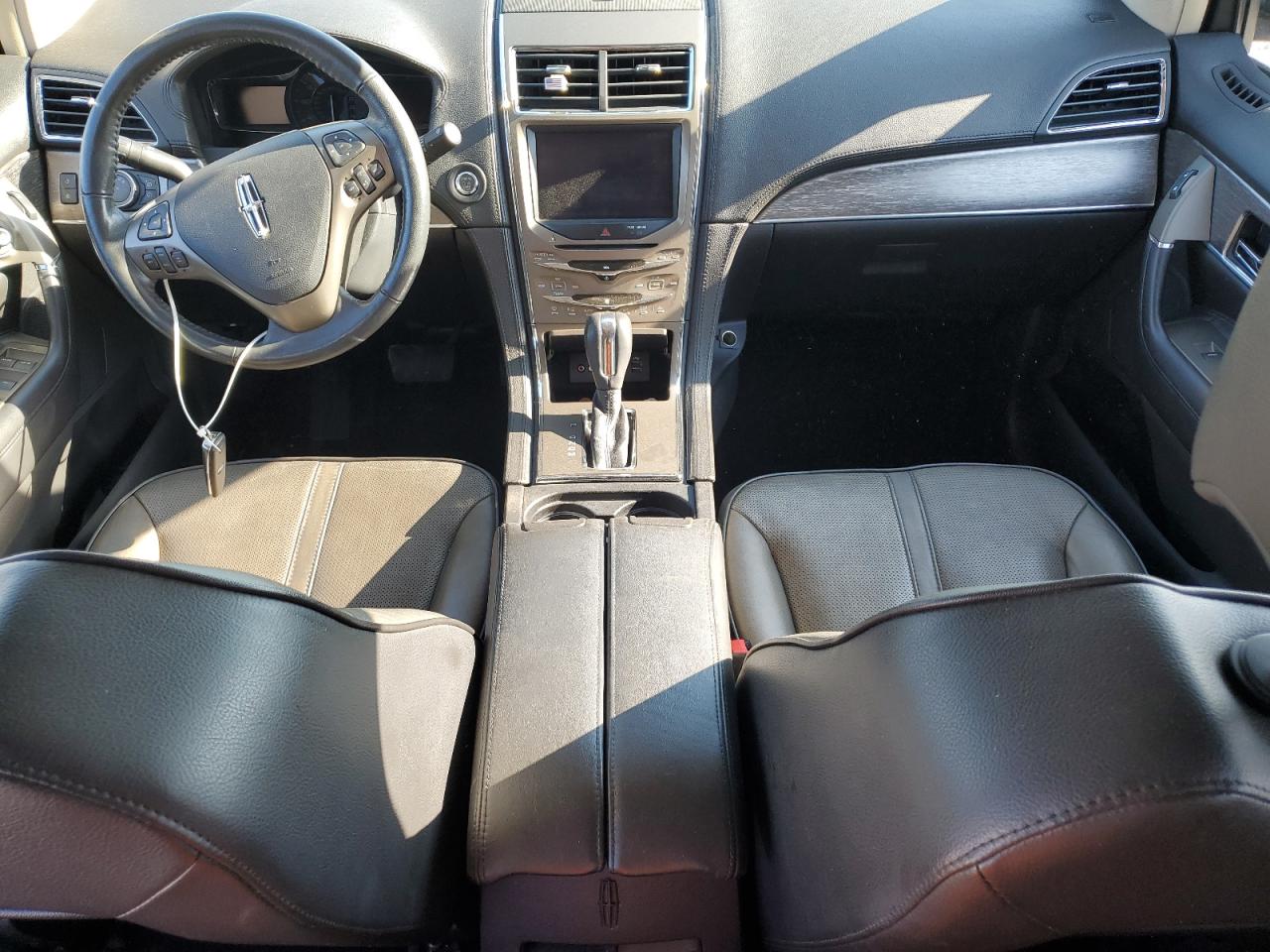 2011 Lincoln Mkx VIN: 2LMDJ8JK3BBJ12368 Lot: 71968375