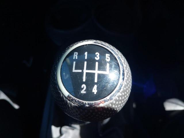 2009 VOLKSWAGEN BEETLE LUN
