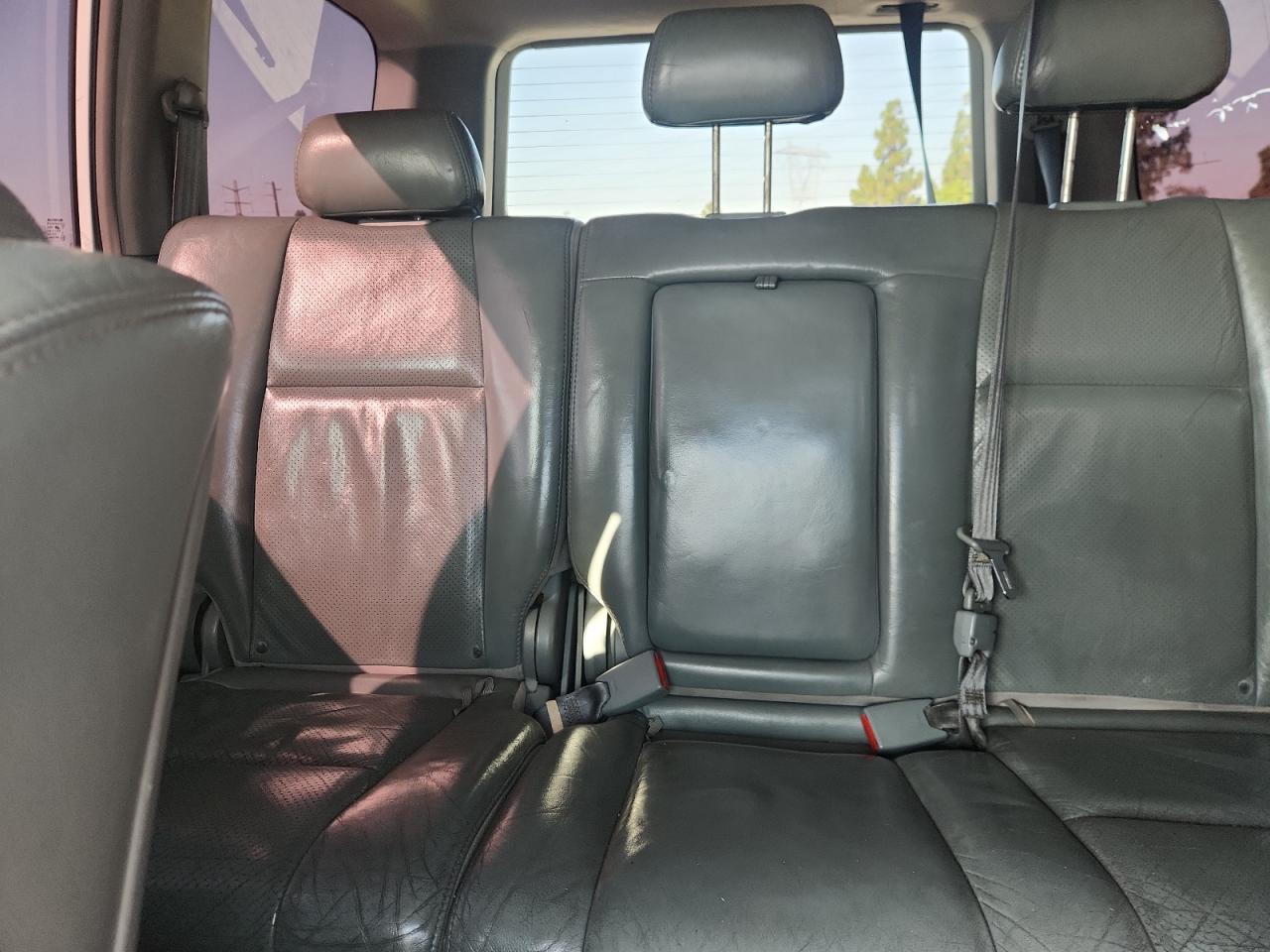 2005 Honda Pilot Exl VIN: 5FNYF18585B051911 Lot: 63694105