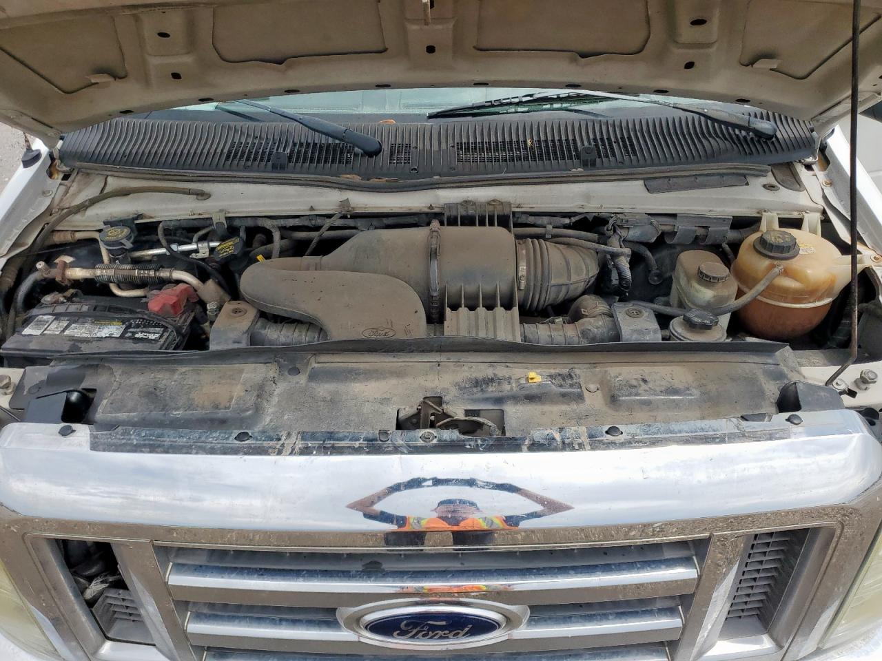 2011 Ford Econoline E350 Super Duty Wagon VIN: 1FBNE3BL8BDB03702 Lot: 64030445