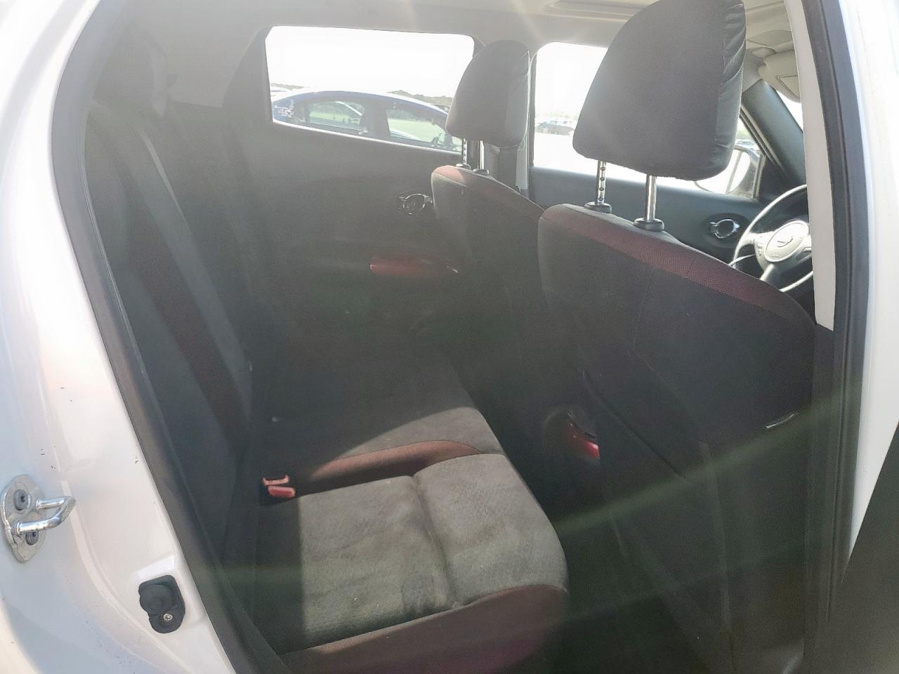 2014 Nissan Juke S VIN: JN8AF5MR5ET452206 Lot: 64415945